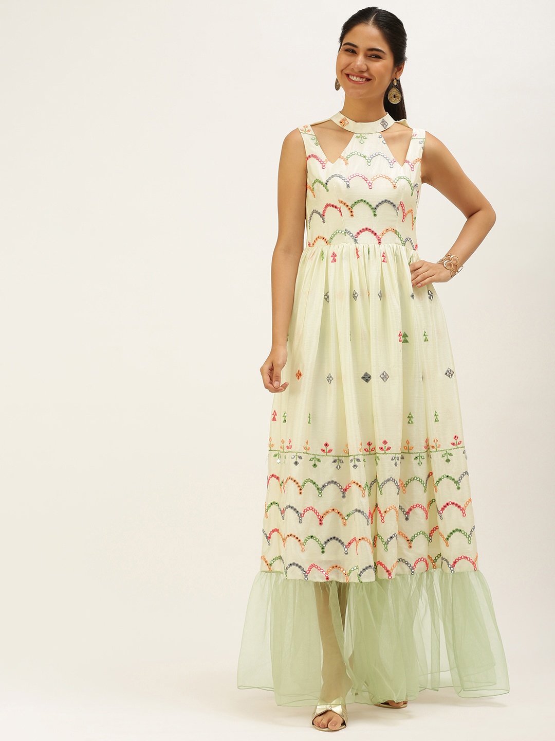 

Ethnovog Off White Embroidered Ethnic Maxi Dress