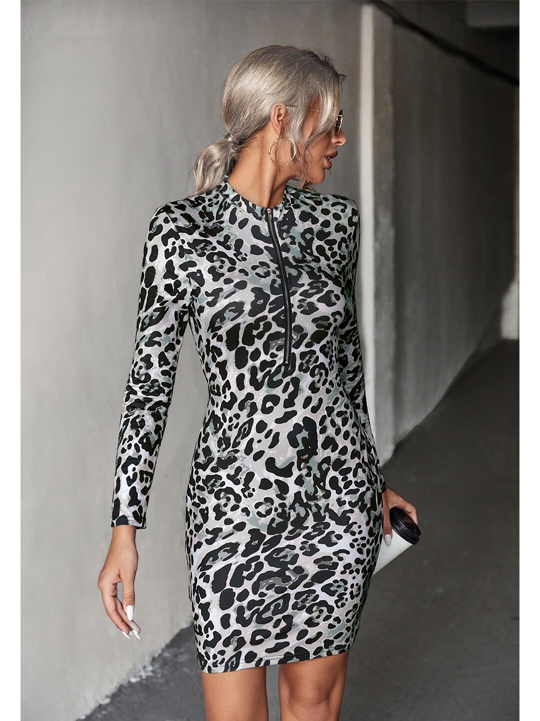 

BoStreet Grey Printed Animal Bodycon Dress