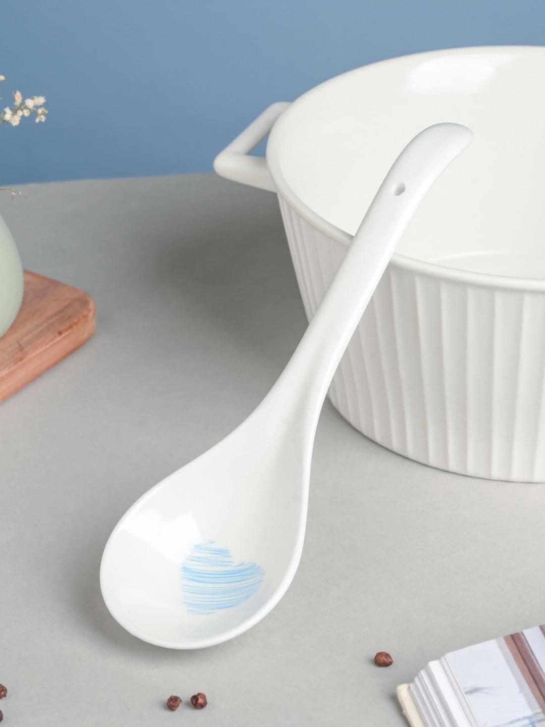 

Nestasia White & Blue Heart Printed Ceramic Serving Spoon