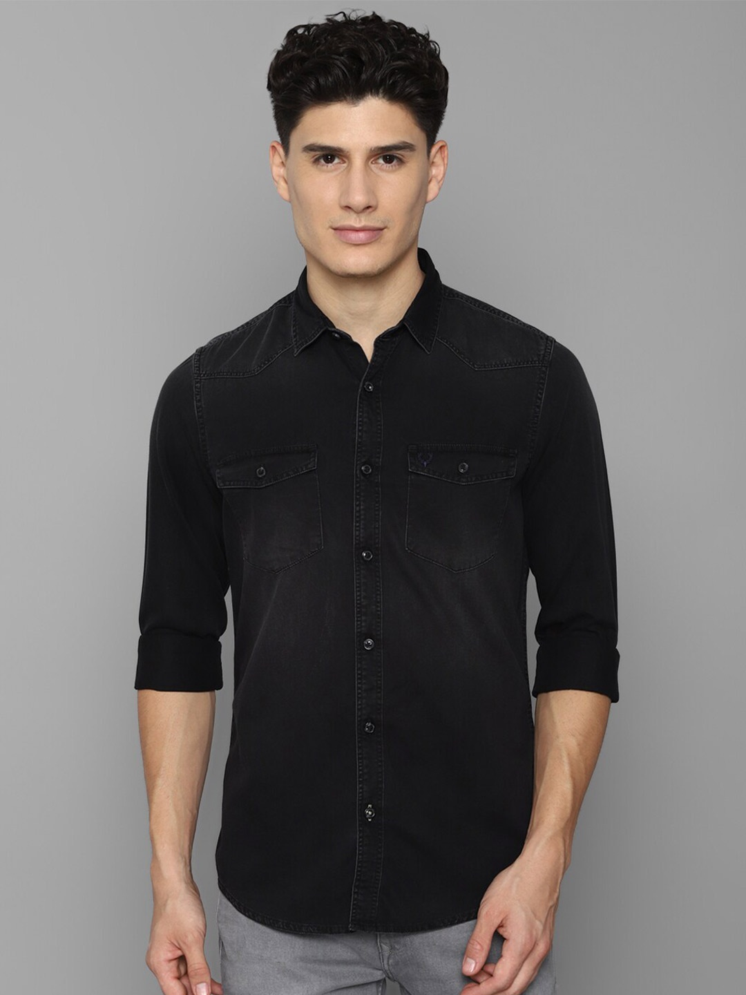 

Allen Solly Men Black Faded Casual Pure Cotton Shirt