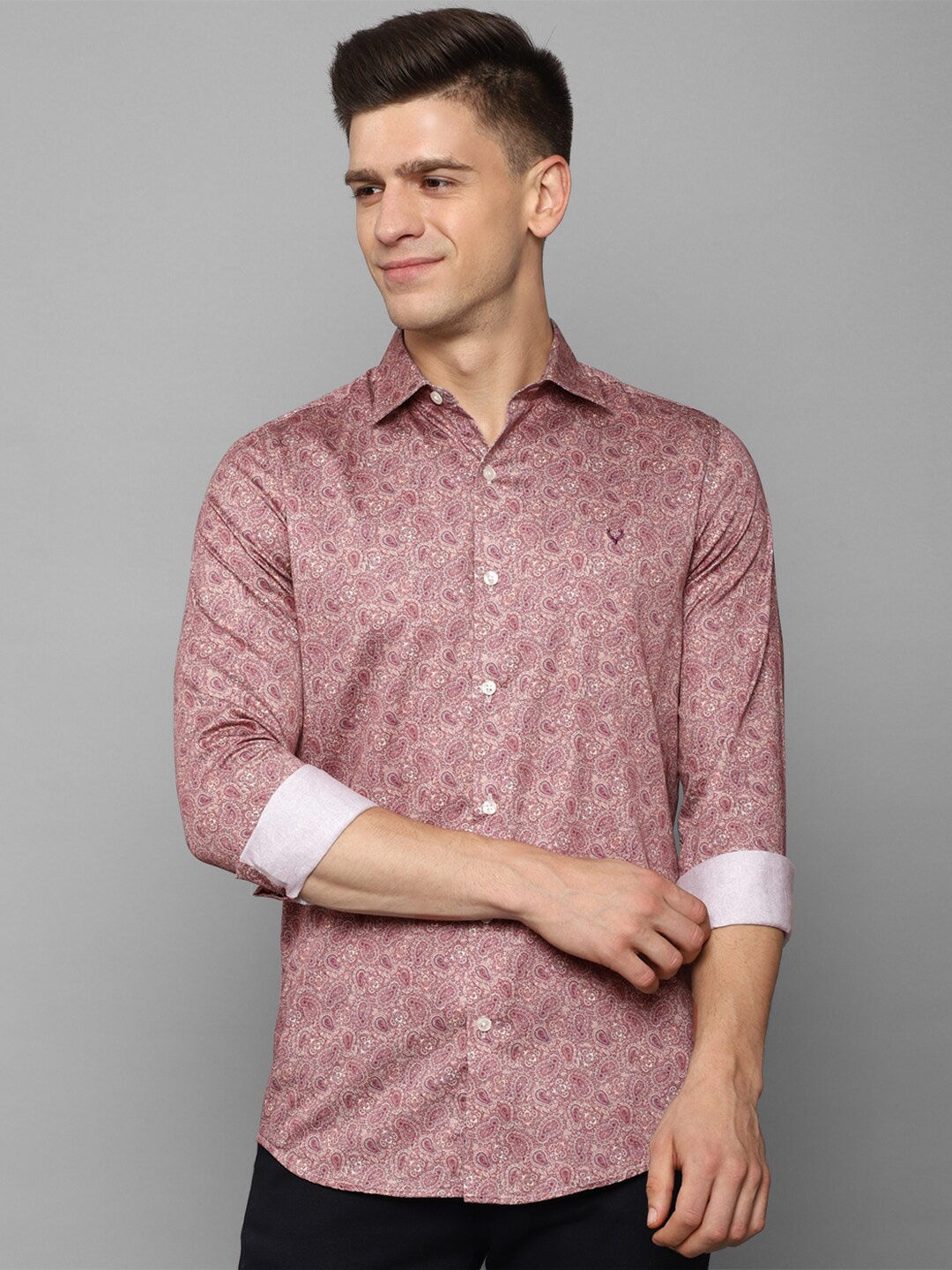 

Allen Solly Men Pink Slim Fit Printed Cotton Casual Shirt