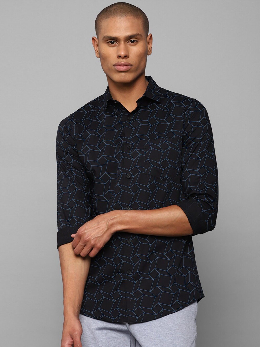 

Allen Solly Men Navy Blue Slim Fit Printed Cotton Casual Shirt
