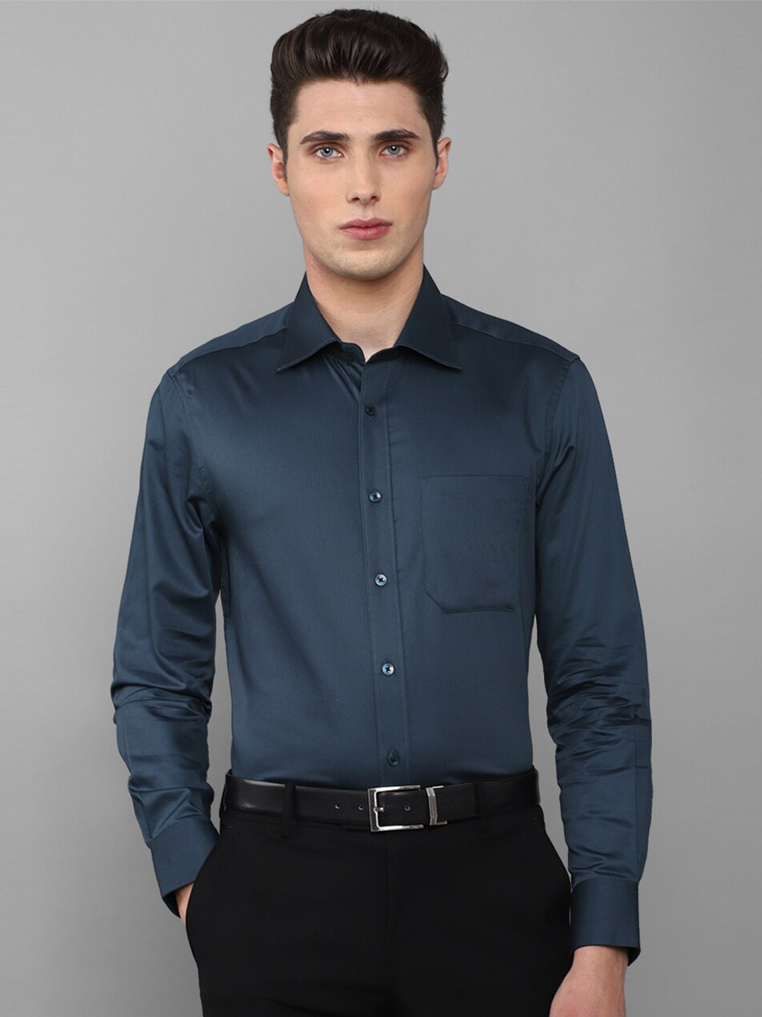 

Louis Philippe Men Teal Pure Cotton Slim Fit Formal Shirt