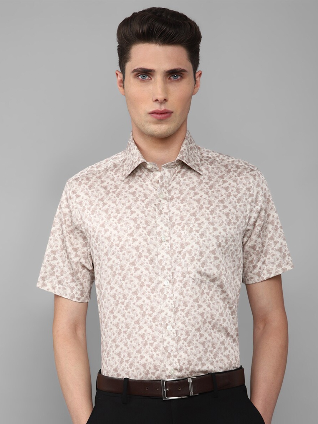 

Louis Philippe Men Beige Slim Fit Floral Printed Pure Cotton Formal Shirt