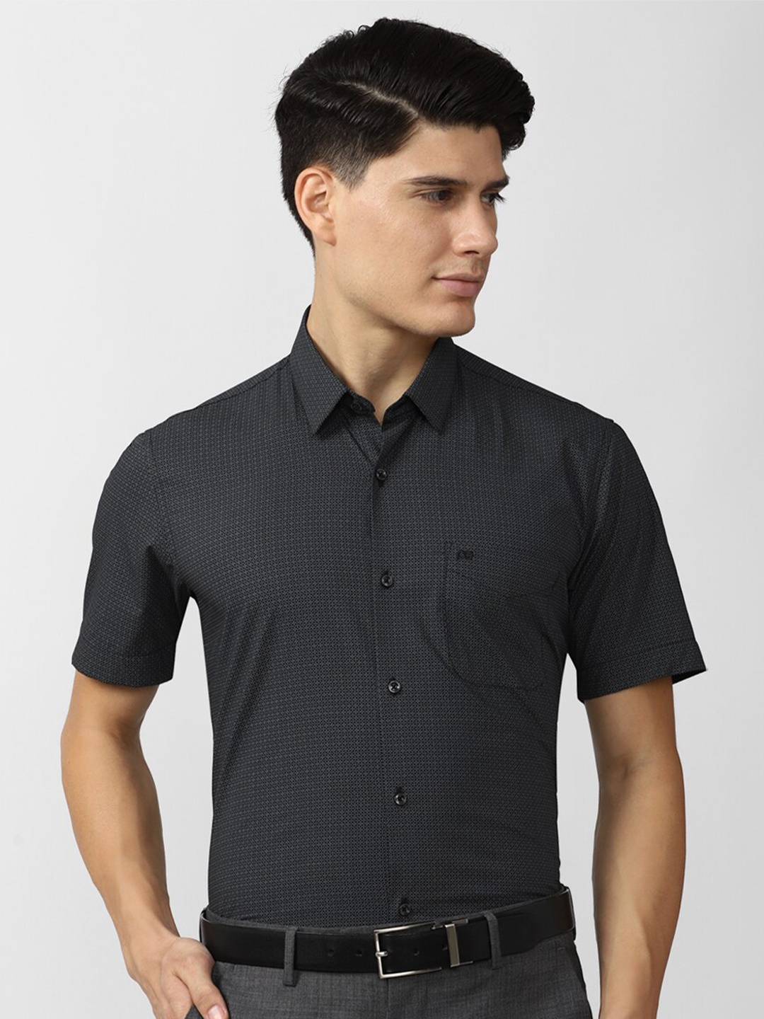 

Peter England Men Grey Formal Shirt
