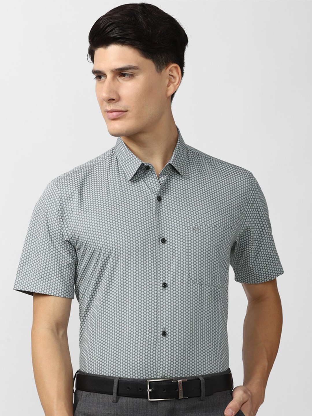 

Peter England Men Grey Printed Formal Shirt