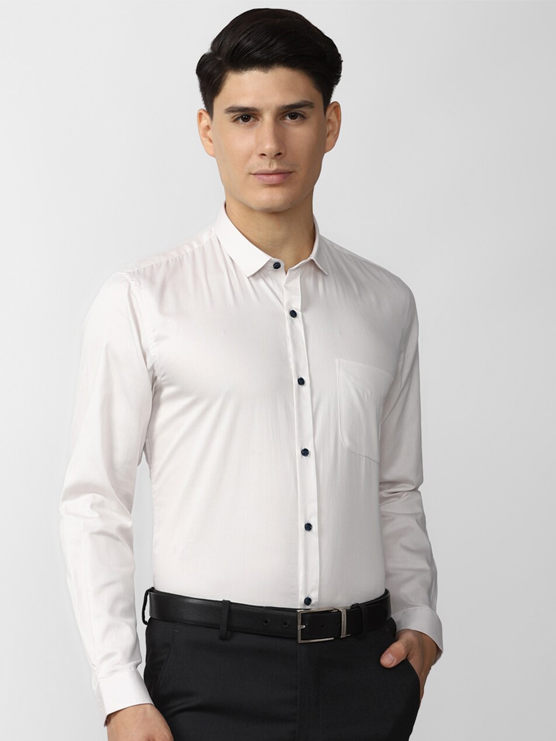 

Peter England Men White Pure Cotton Formal Shirt