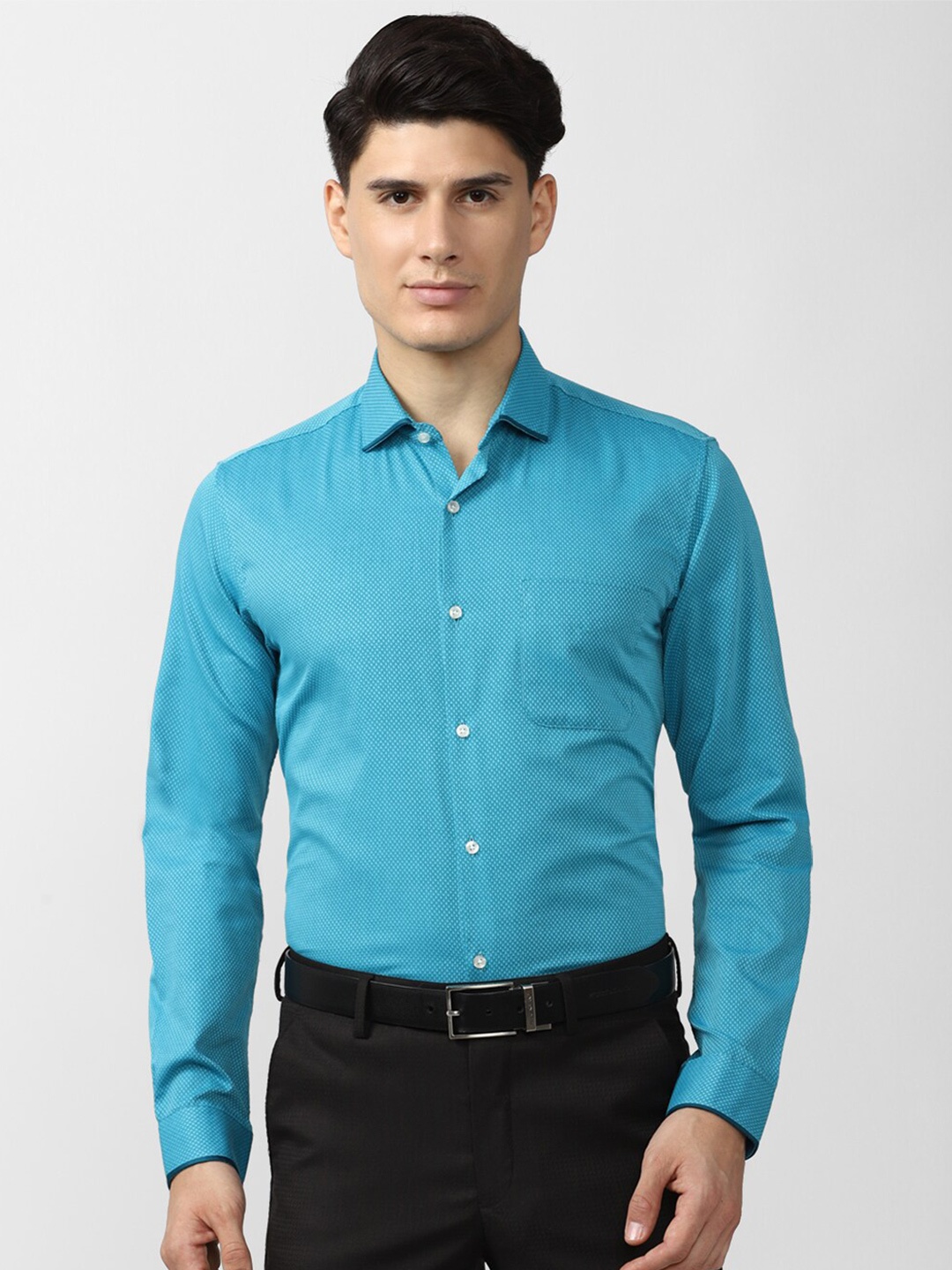 

Peter England Men Blue Printed Formal Shirt