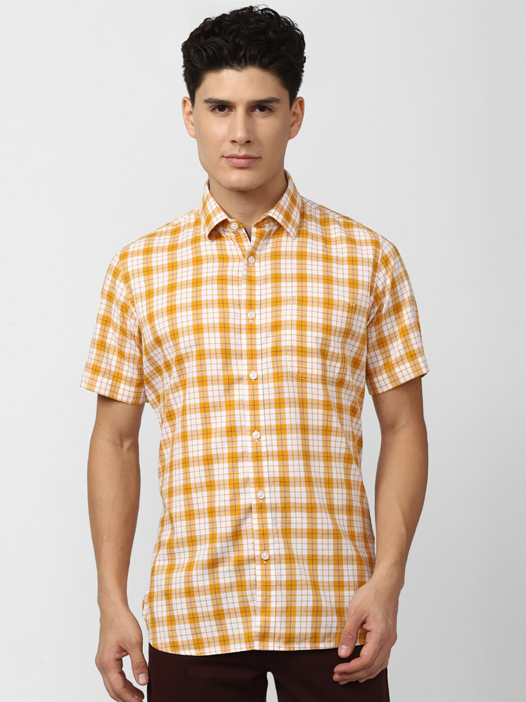 

Van Heusen Sport Men Yellow Cotton Slim Fit Checked Casual Shirt