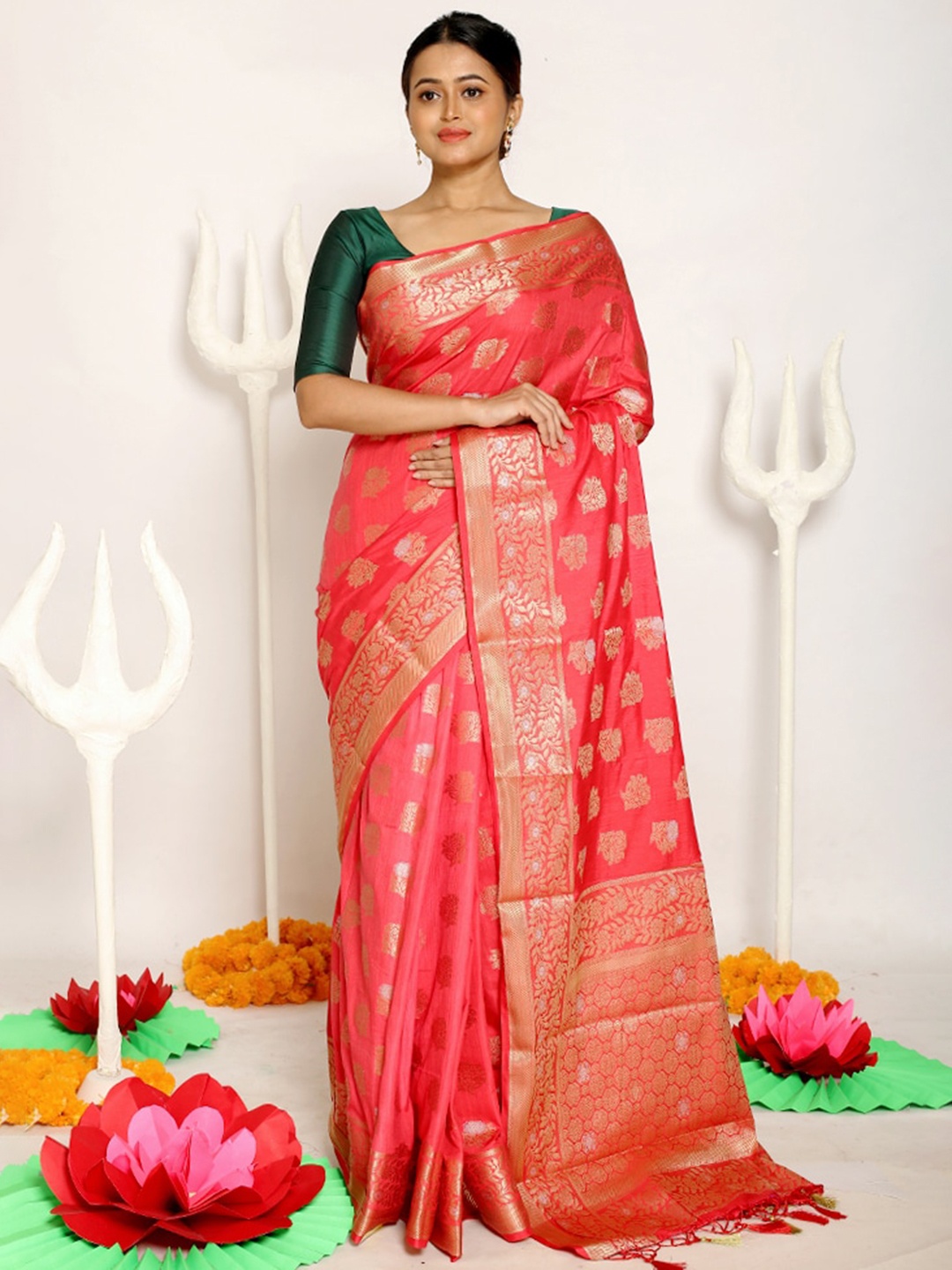 

AllSilks Red Ethnic Motifs Art Silk Saree