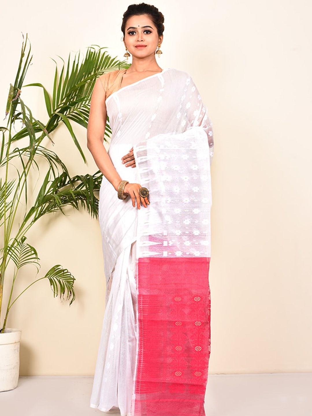 

AllSilks White Ethnic Motifs Pure Cotton Jamdani Saree