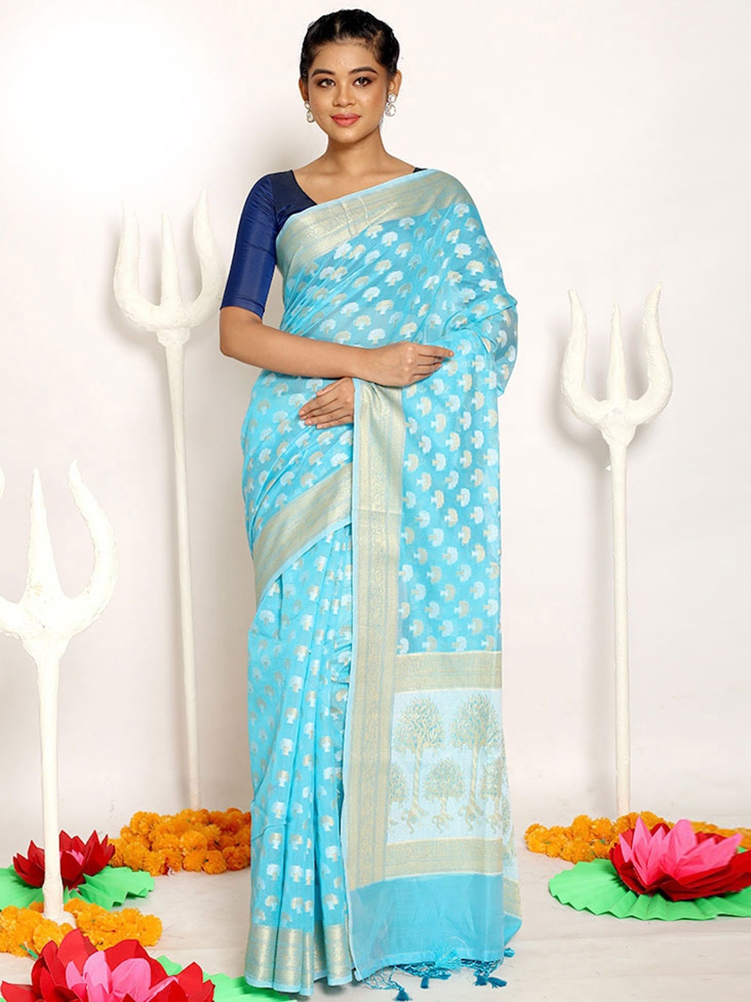 

AllSilks Blue & Gold-Toned Ethnic Motifs Silk Blend Kota Saree