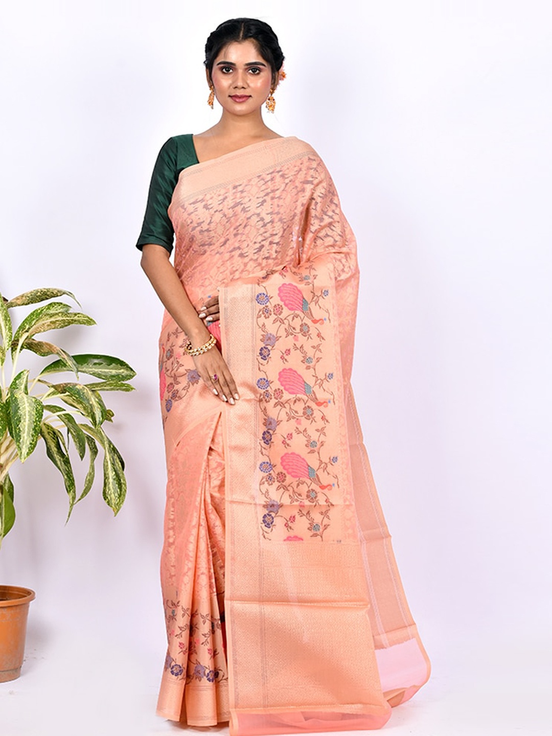 

AllSilks Peach-Coloured & Pink Ethnic Motifs Saree