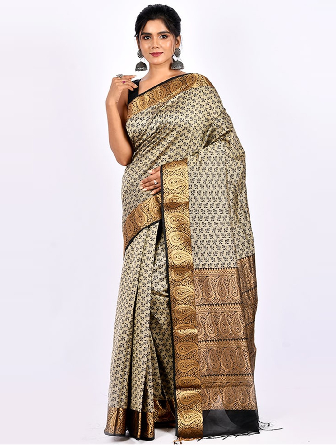 

AllSilks Cream-Coloured & Black Ethnic Motifs Zari Pure Cotton Saree