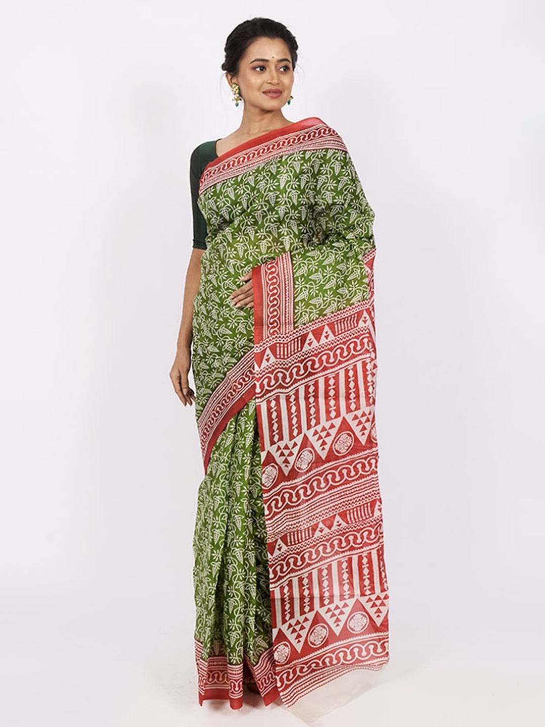 

AllSilks Green & Red Ethnic Motifs Pure Silk Saree