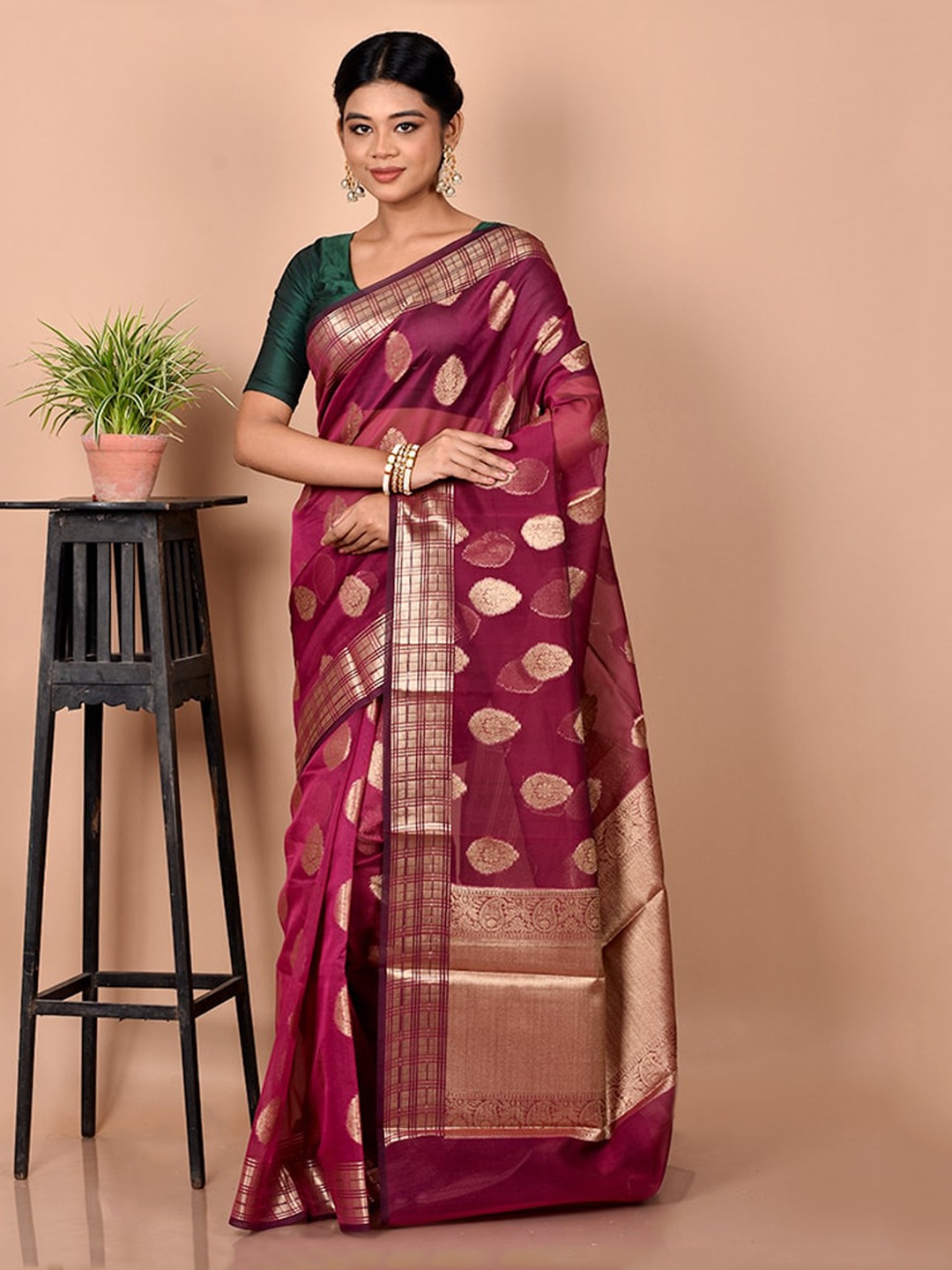 

AllSilks Purple & Gold-Toned Ethnic Motifs Zari Silk Blend Saree