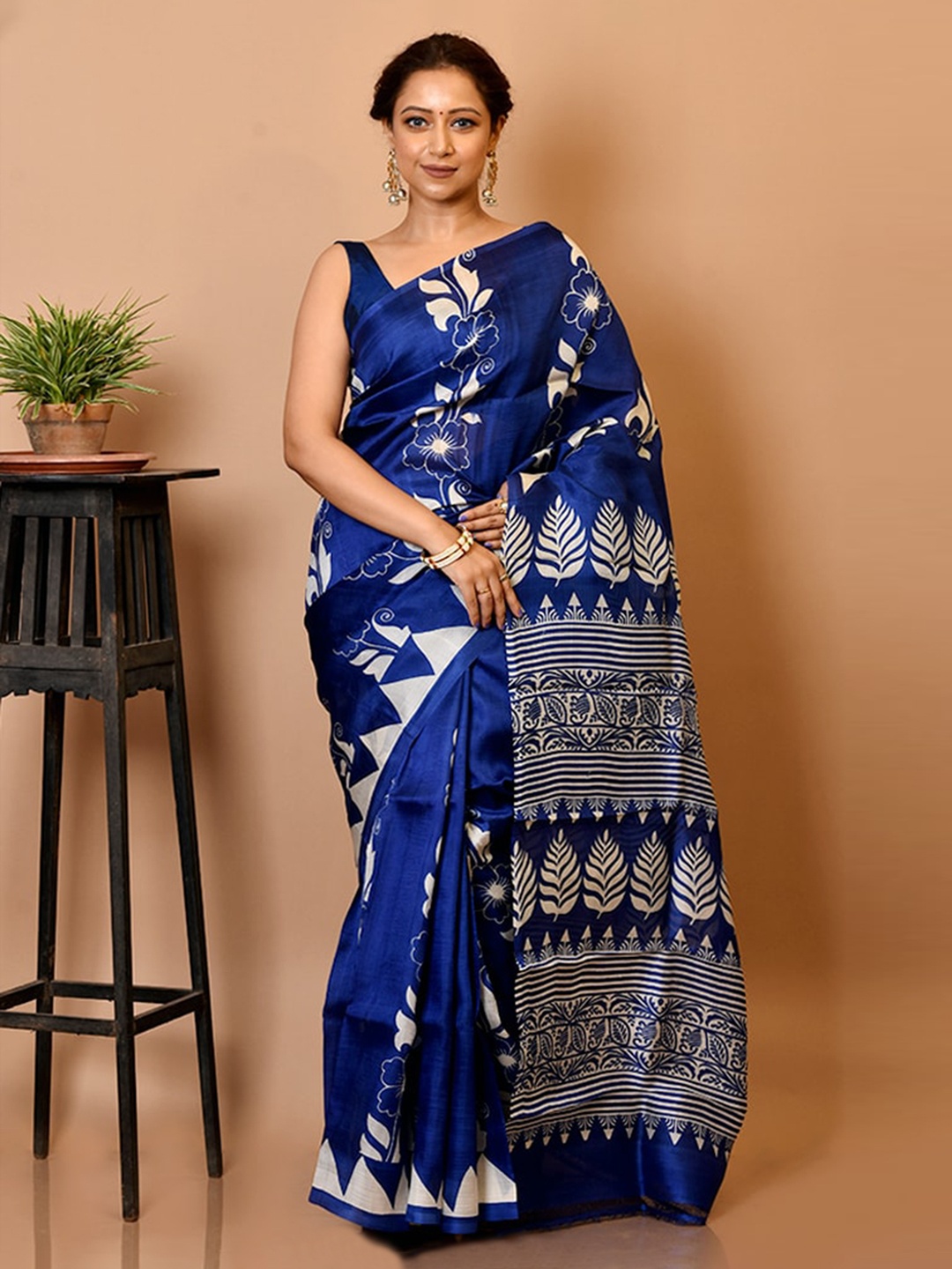 

AllSilks Blue & Multicoloured Ethnic Motifs Pure Silk Saree