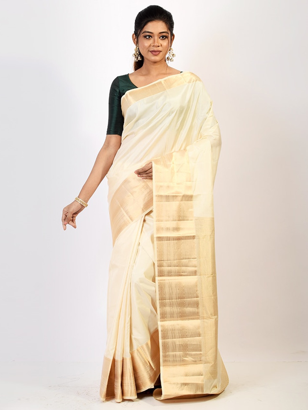 

AllSilks White & Gold-Toned Striped Zari Pure Silk Kanjeevaram Saree