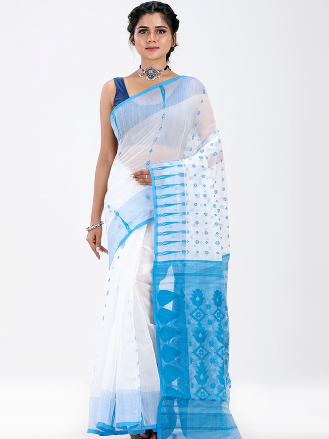 

AllSilks White & Blue Ethnic Motifs Taant Saree