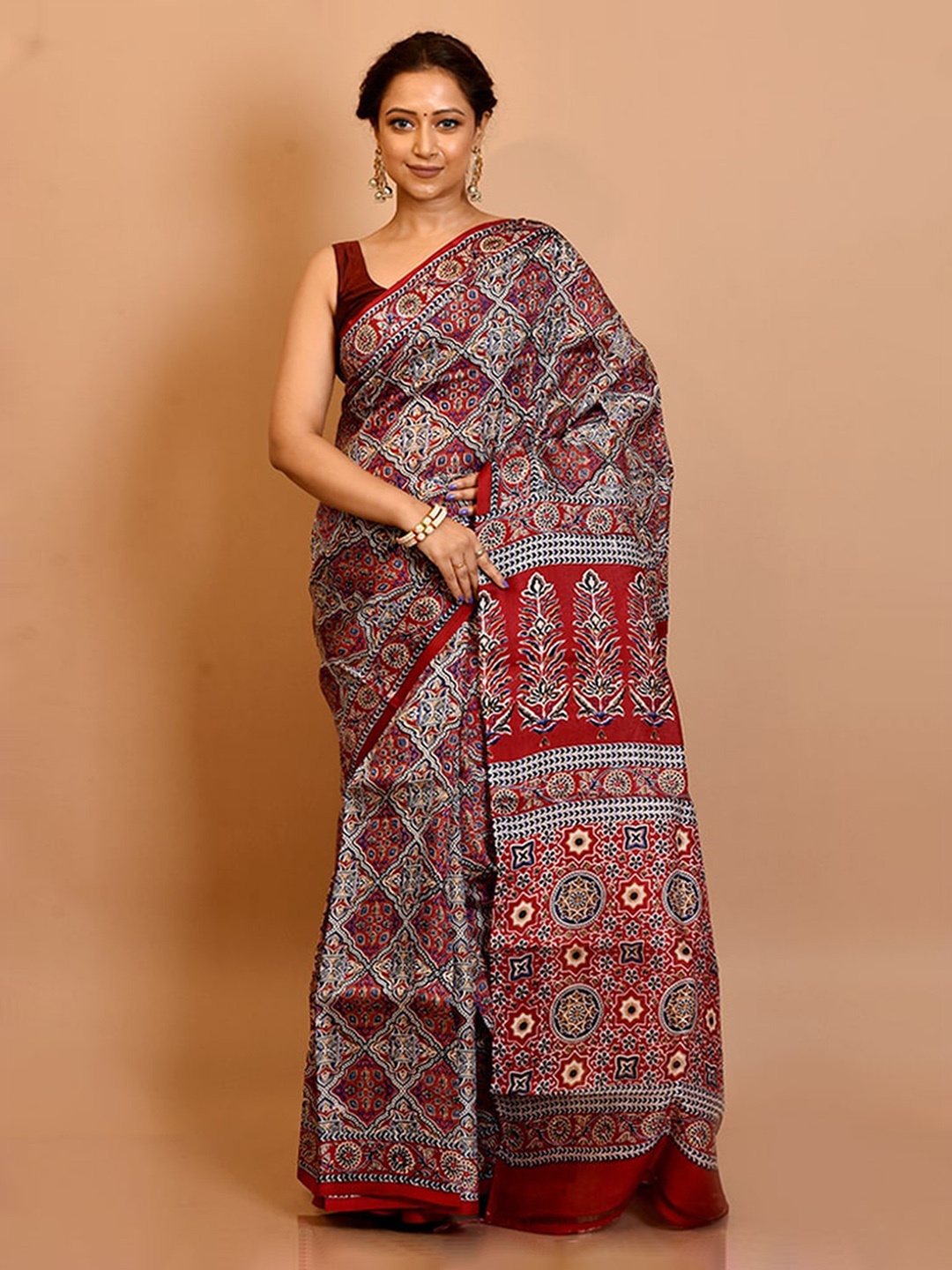 

AllSilks Grey & Maroon Ethnic Motifs Pure Silk Saree