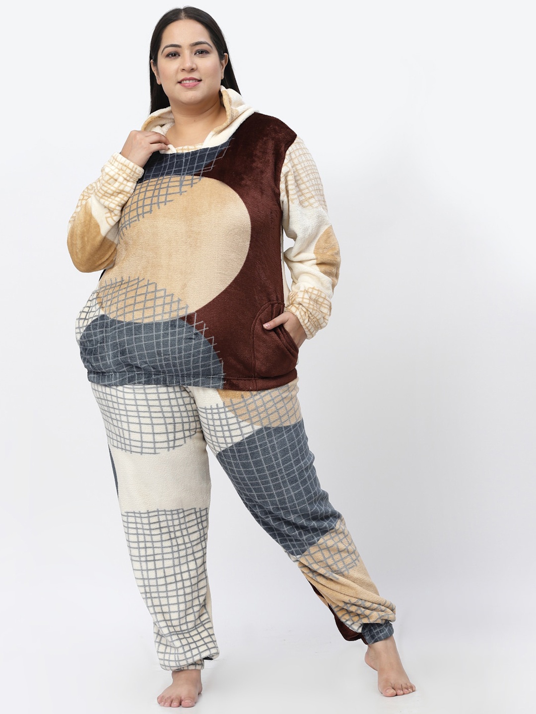 

KLOTTHE Plus Size Printed Woolen Hooded Night suit, White