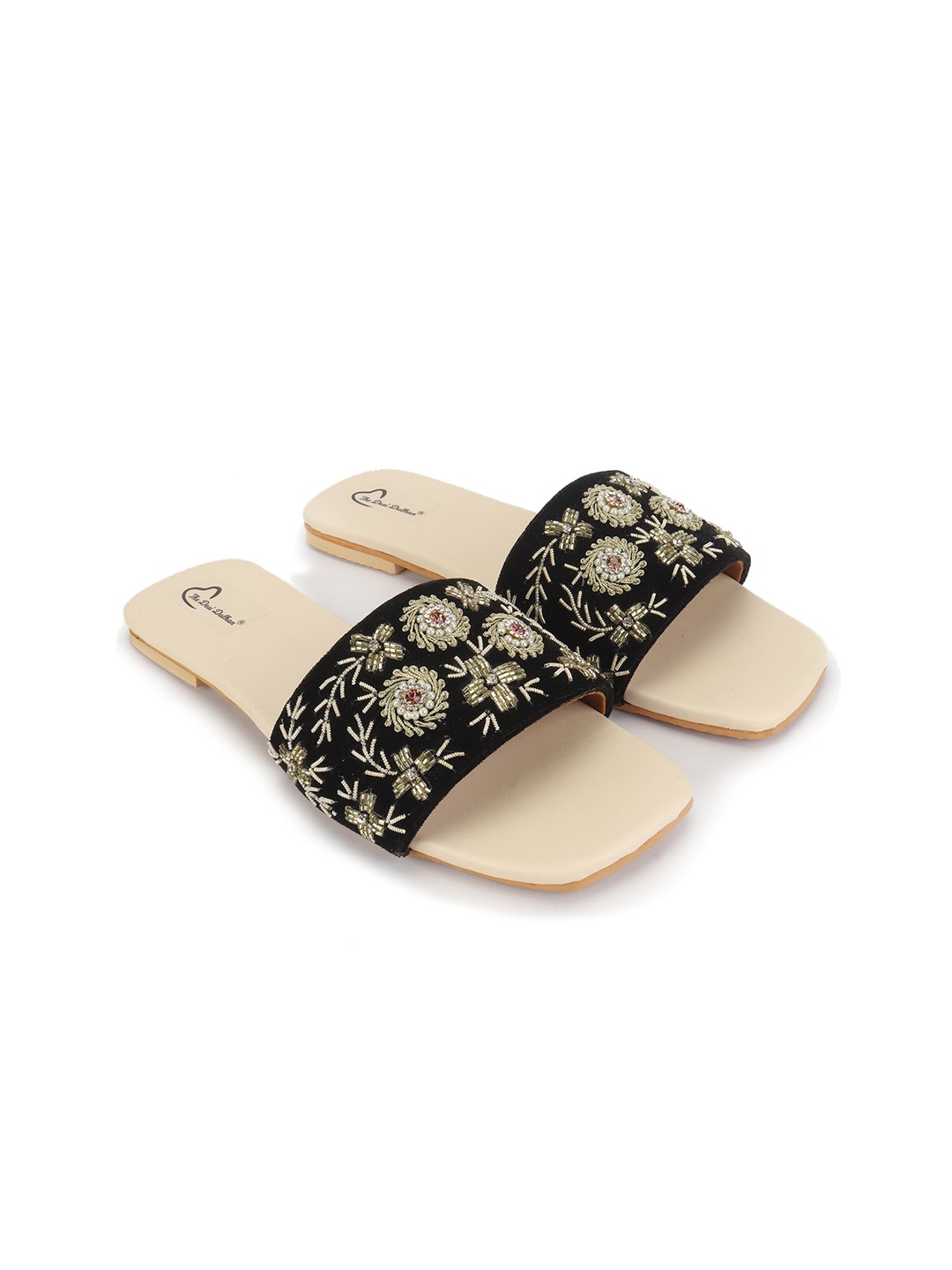 

The Desi Dulhan Women Black & Gold-Toned Embellished Ethnic Open Toe Flats