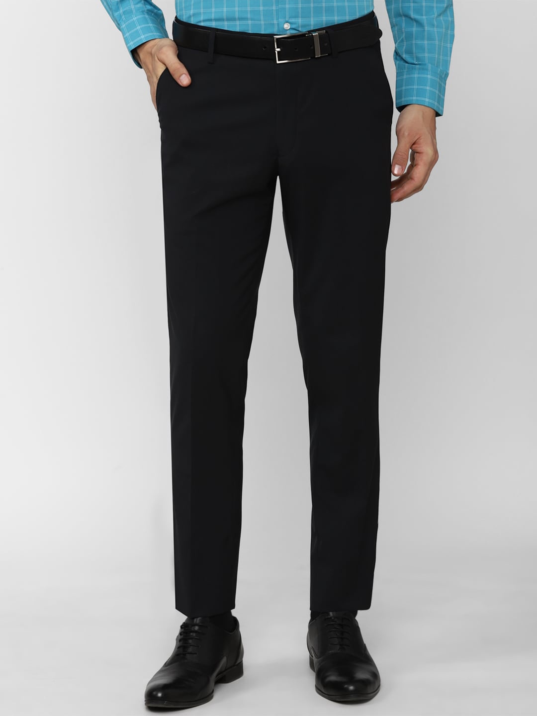 

Peter England Men Black Slim Fit Formal Trousers