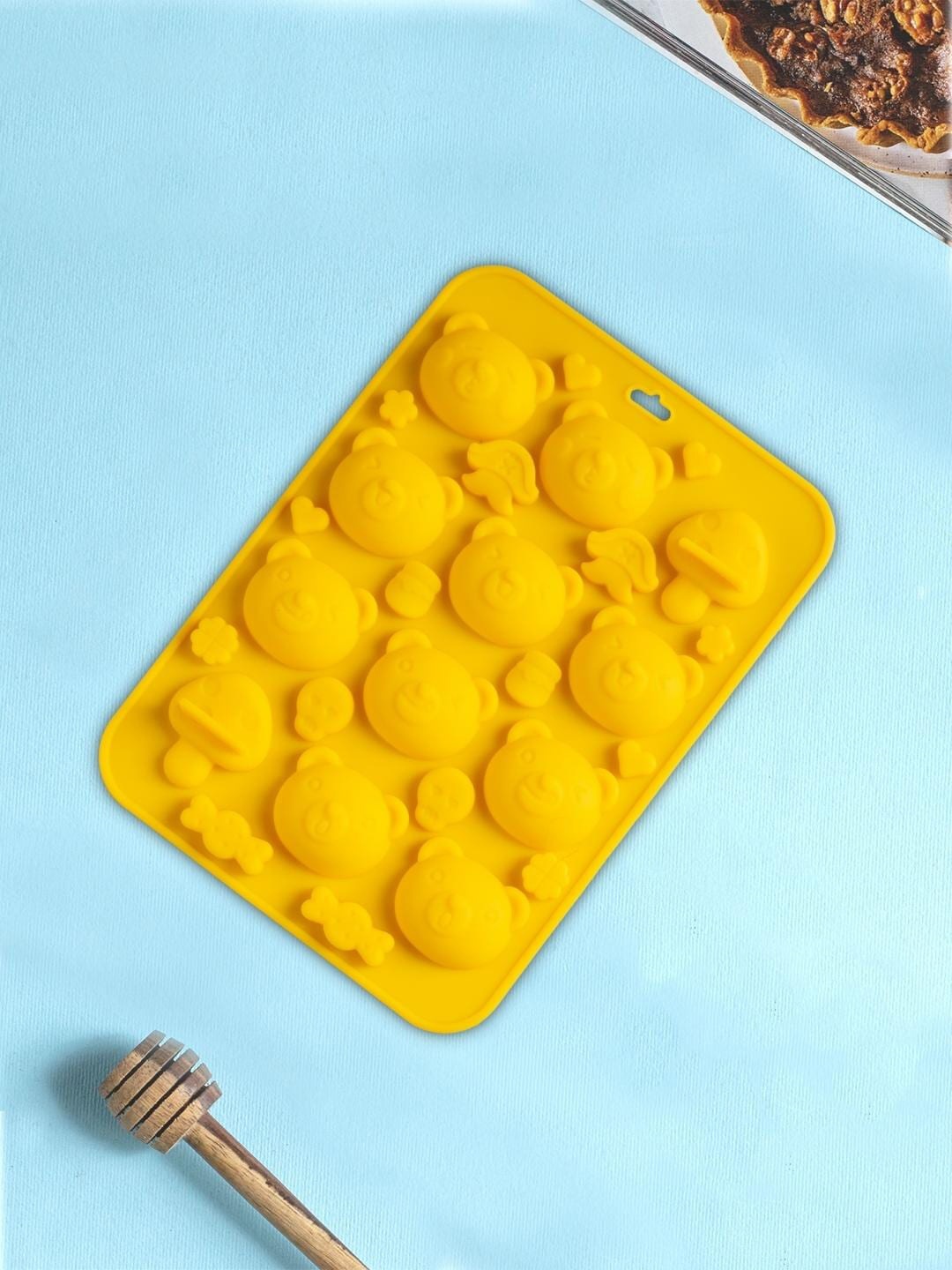 

Nestasia Yellow Bear Mould Bakeware