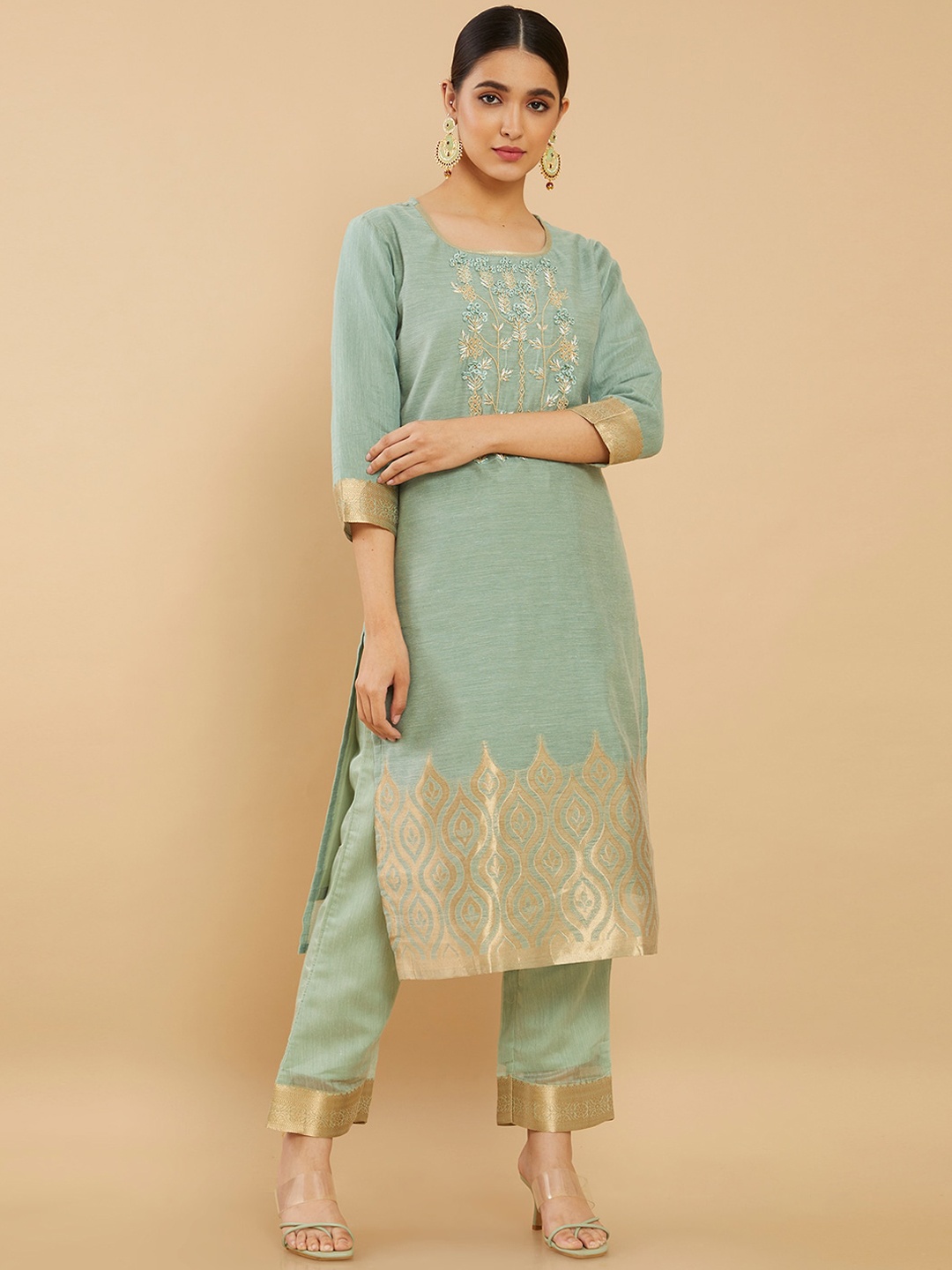 

Soch Women Green Ethnic Motifs Embroidered Thread Work Kurta with Trousers