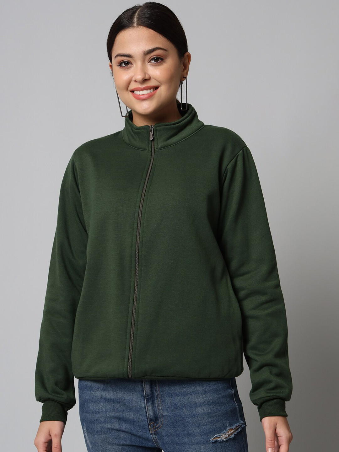 

The Vanca Women Green Solid Sweatshirt