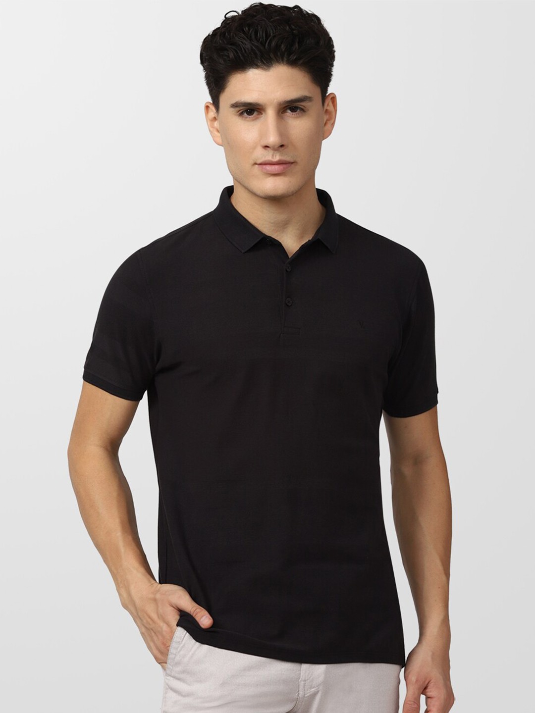 

V Dot Men Black Solid Polo Collar Slim Fit T-shirt