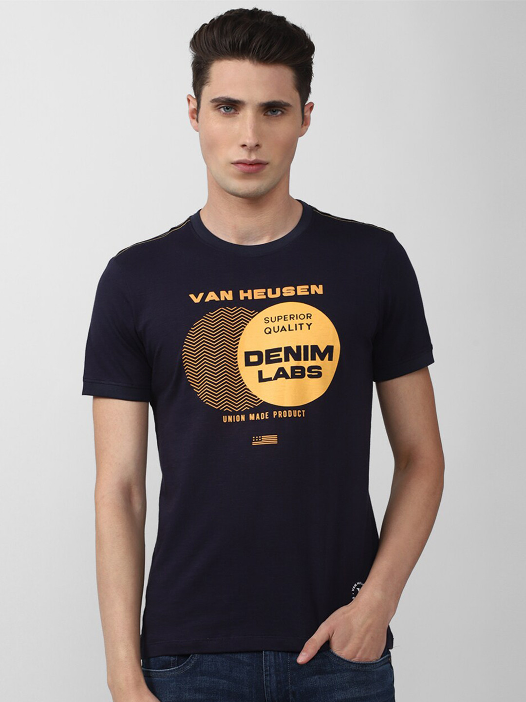 

VAN HEUSEN DENIM LABS Men Navy Blue Typography Printed Cotton T-shirt