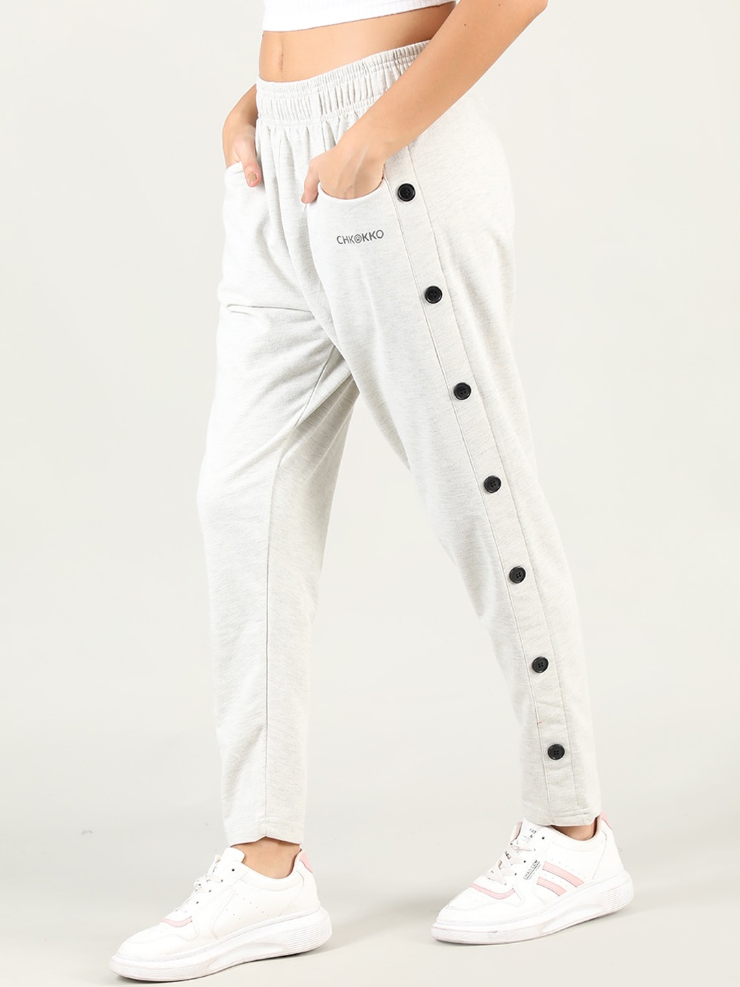 

CHKOKKO Women Cream-Colored Solid Track Pant