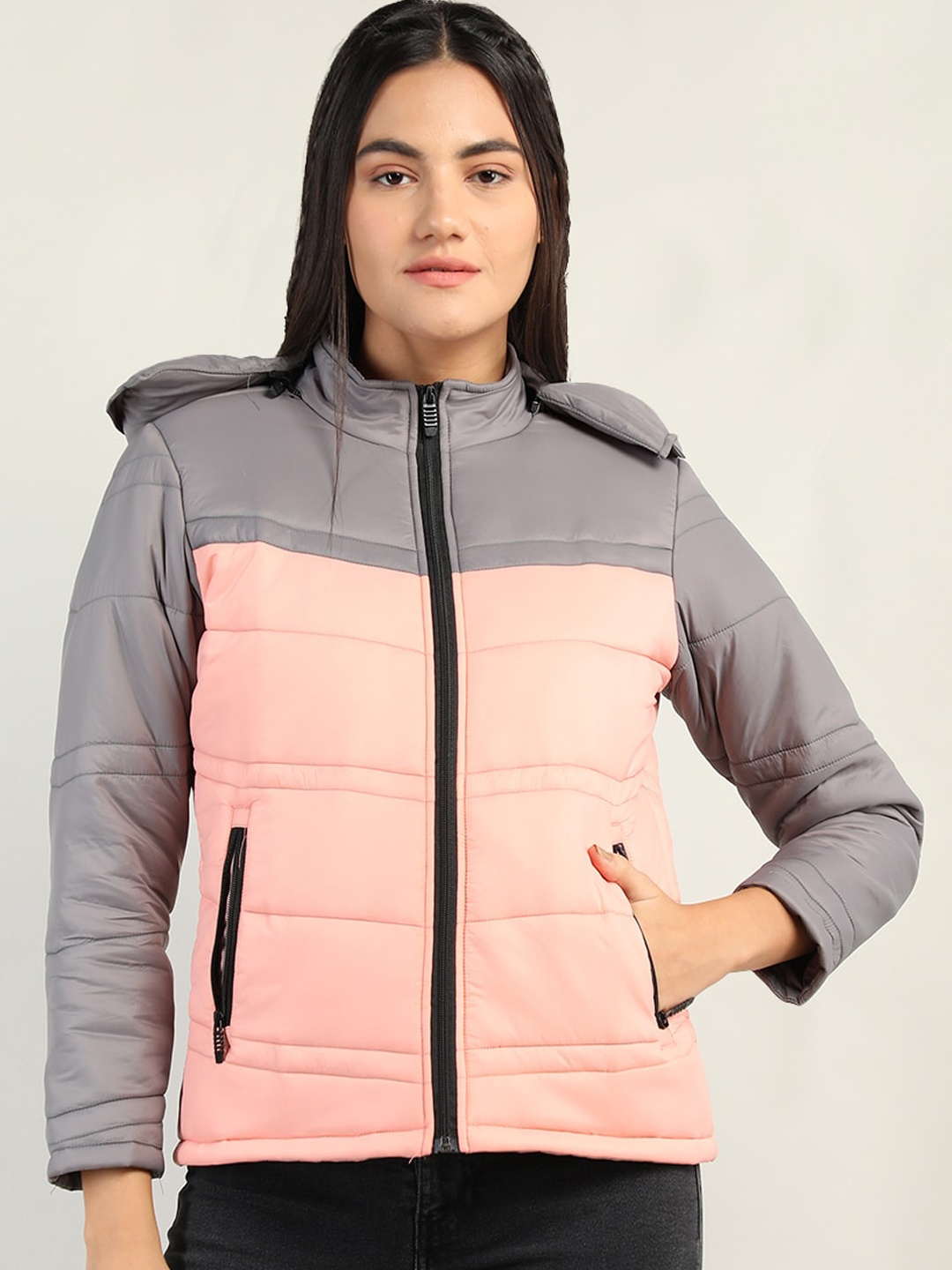 

CHKOKKO Women Grey & Peach Colourblocked Lightweight Outdoor Quilted Jacket