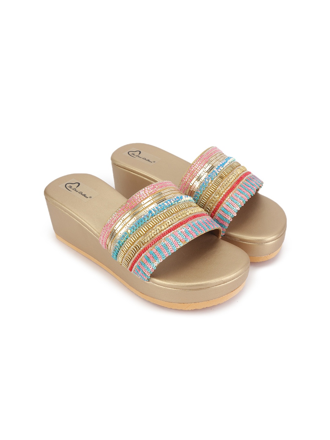 

The Desi Dulhan Women Gold-Toned & Pink Ethnic Wedge Sandals
