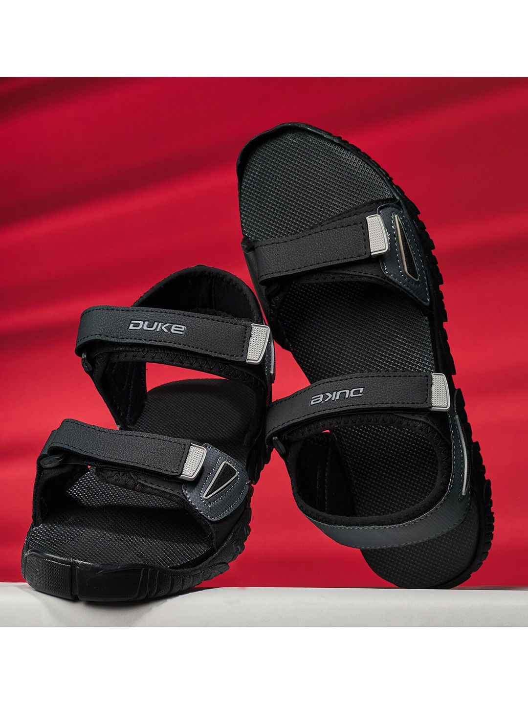 

Duke Men Black Sports Sandals
