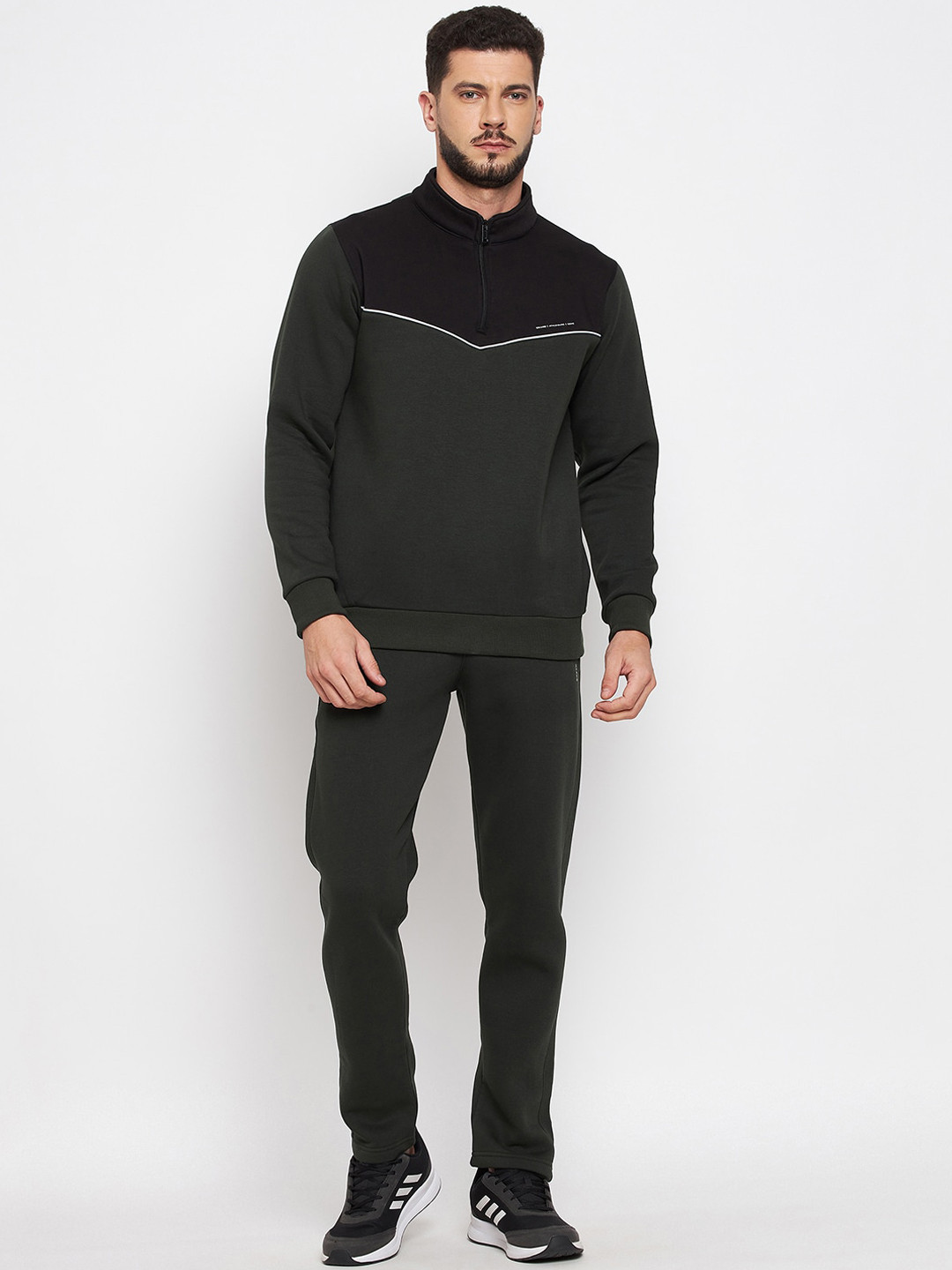

Okane Men Olive Green & Black Colourblocked Tracksuits