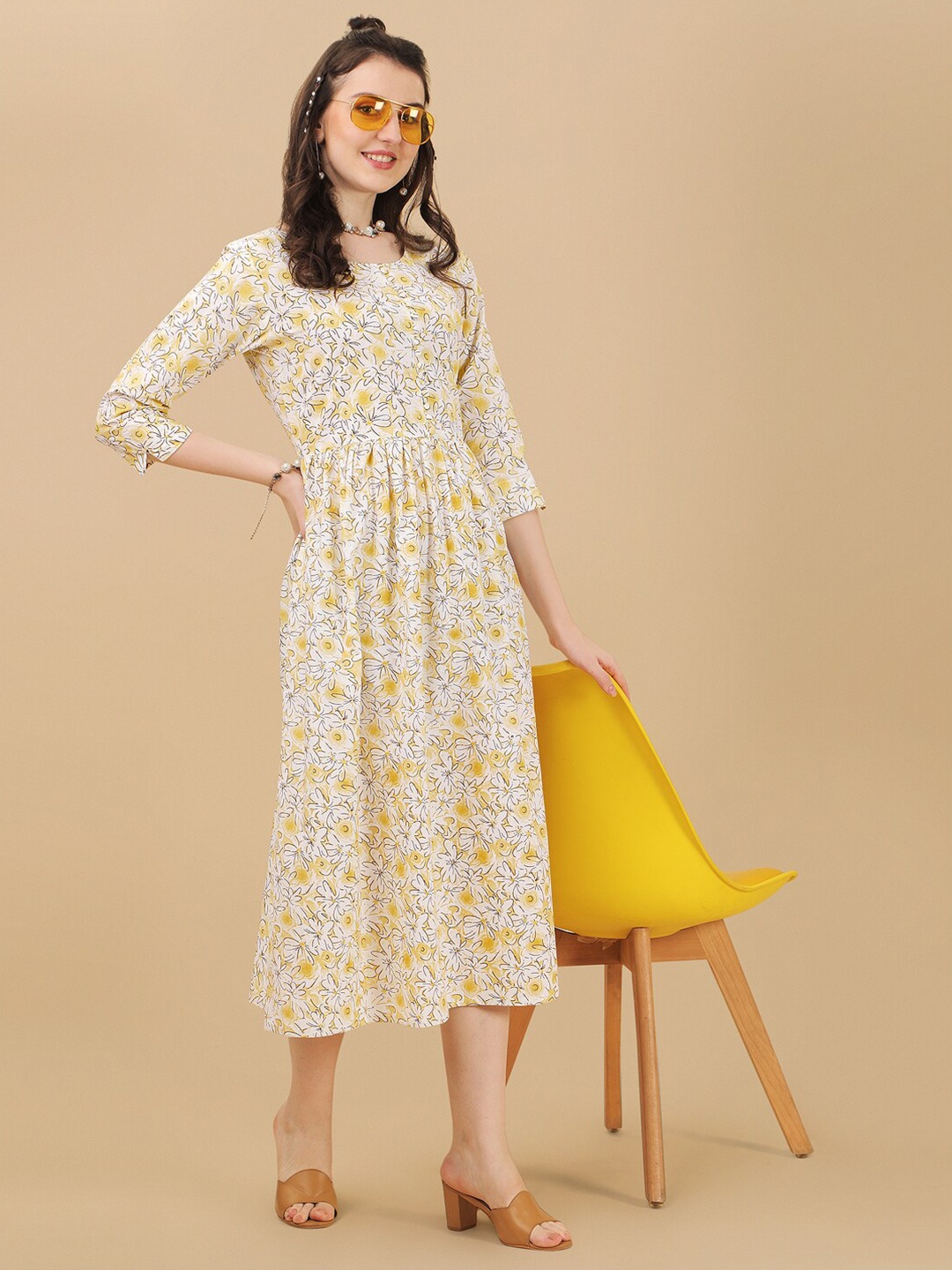 

Sangria Women Floral Printed Pure Cotton A-Line Dress, Yellow