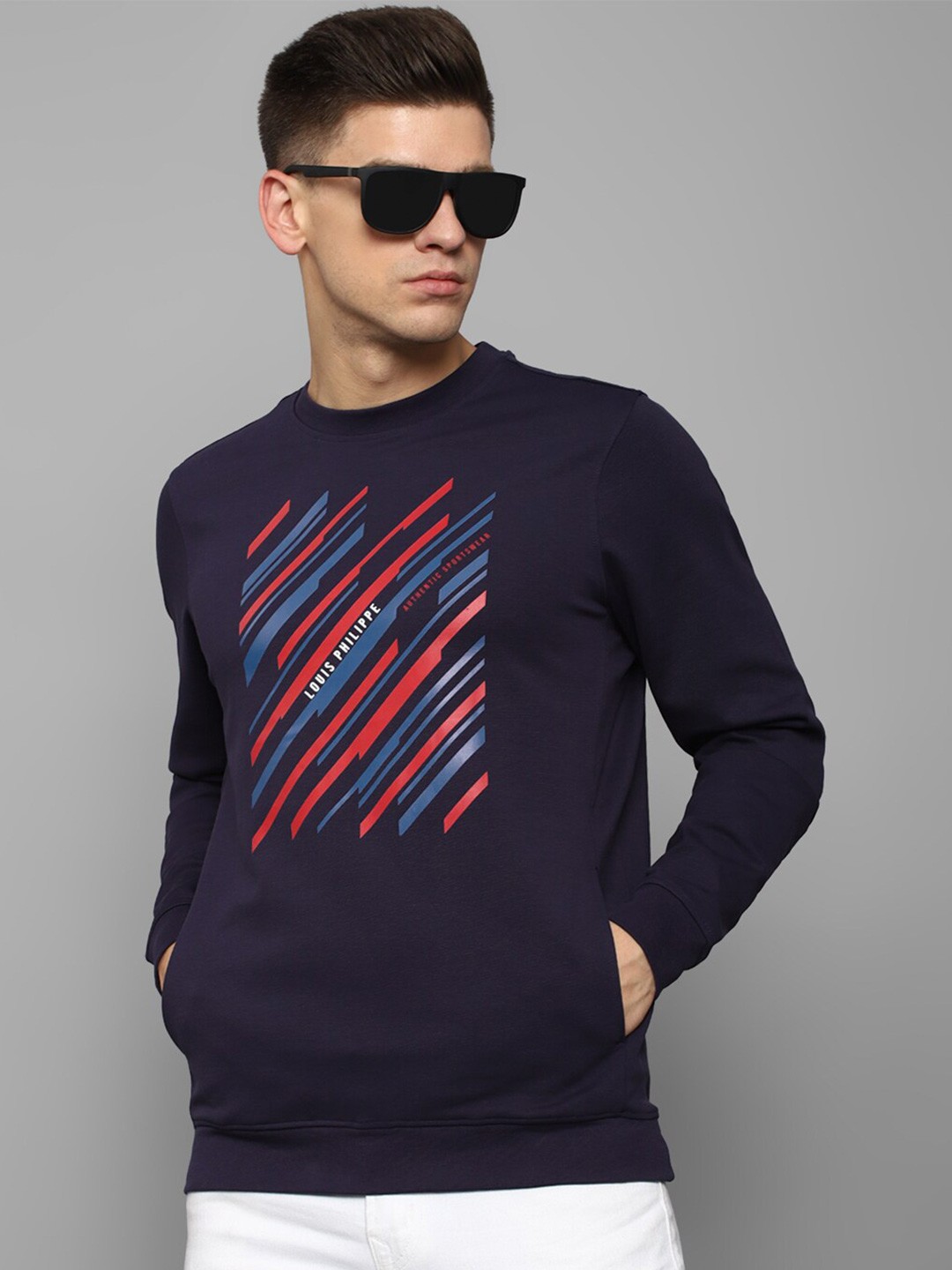 

Louis Philippe Sport Men Navy & Red Printed Cotton Sweatshirt, Navy blue