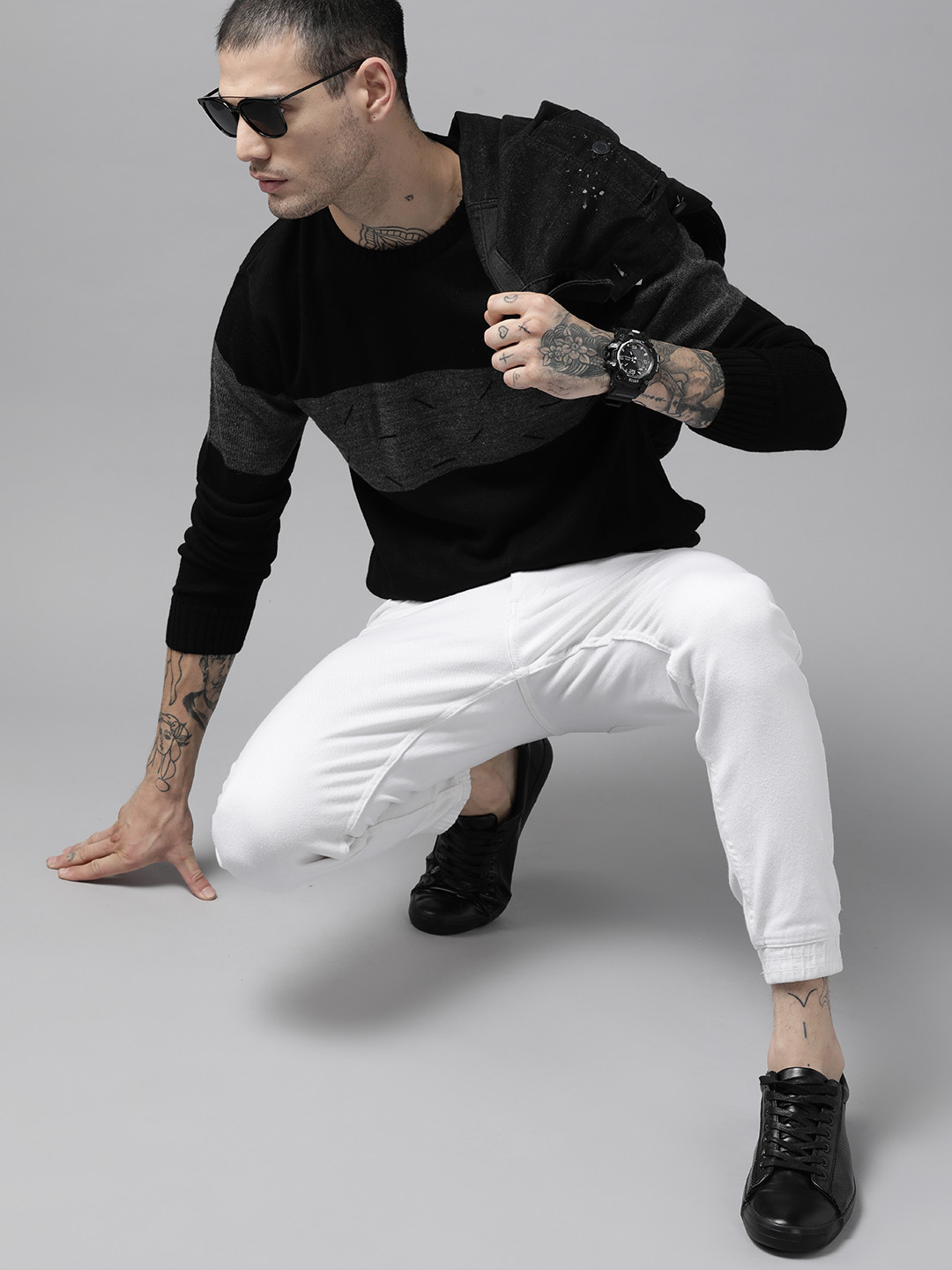 

Roadster Men Black Colourblocked Pullover
