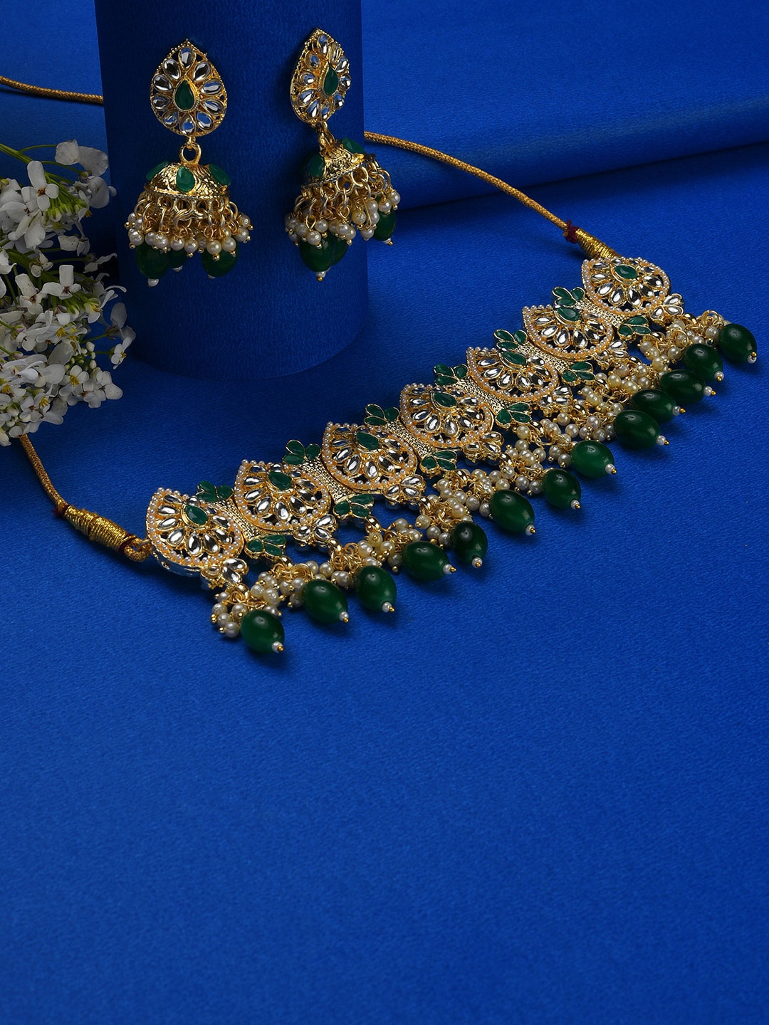 

SOHI Gold-Plated Green & White Kundan-Studded & Beaded Jewellery Set