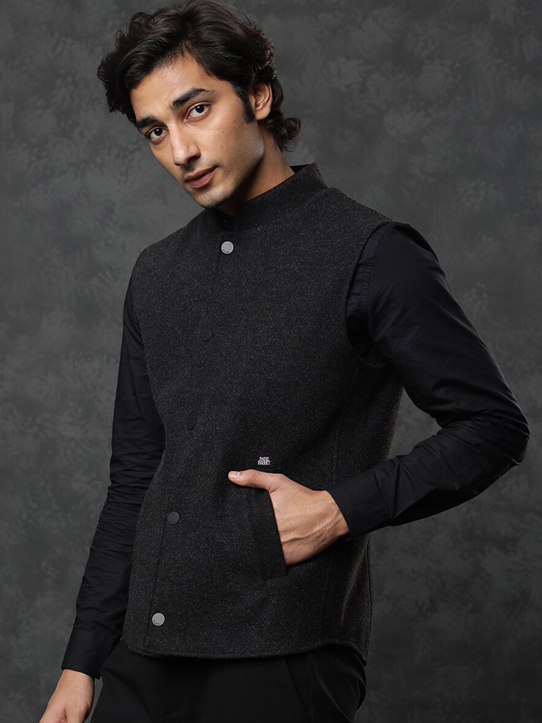 

RARE RABBIT Men Therm Slim Fit Solid Jacket, Black
