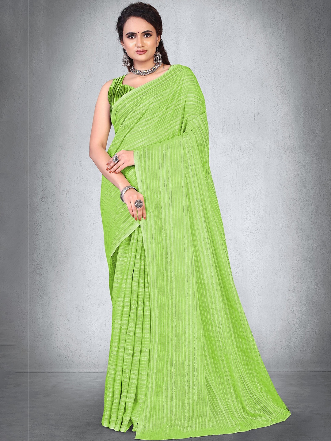 

BAPS Green & Gold-Toned Striped Chanderi Saree