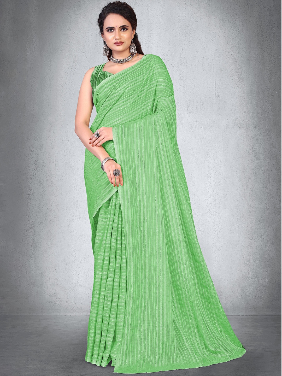 

BAPS Green & Silver-Toned Leheriya Chanderi Saree