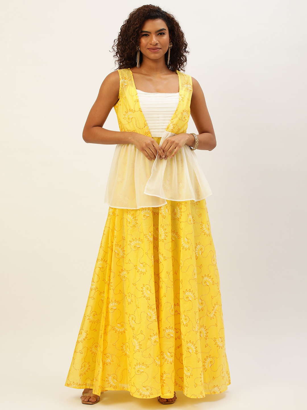 

Ethnovog Ethnic Motifs Printed Pleated Maxi Dress, Yellow