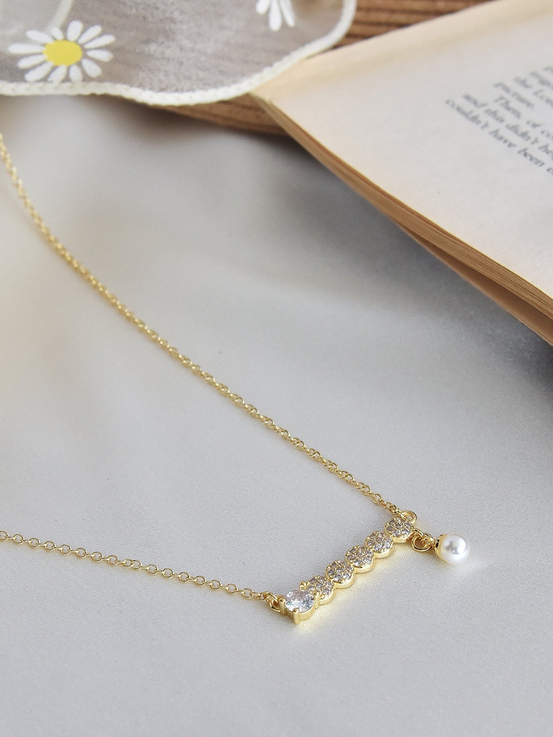 

Klissaa Gold-Plated White Brass Necklace