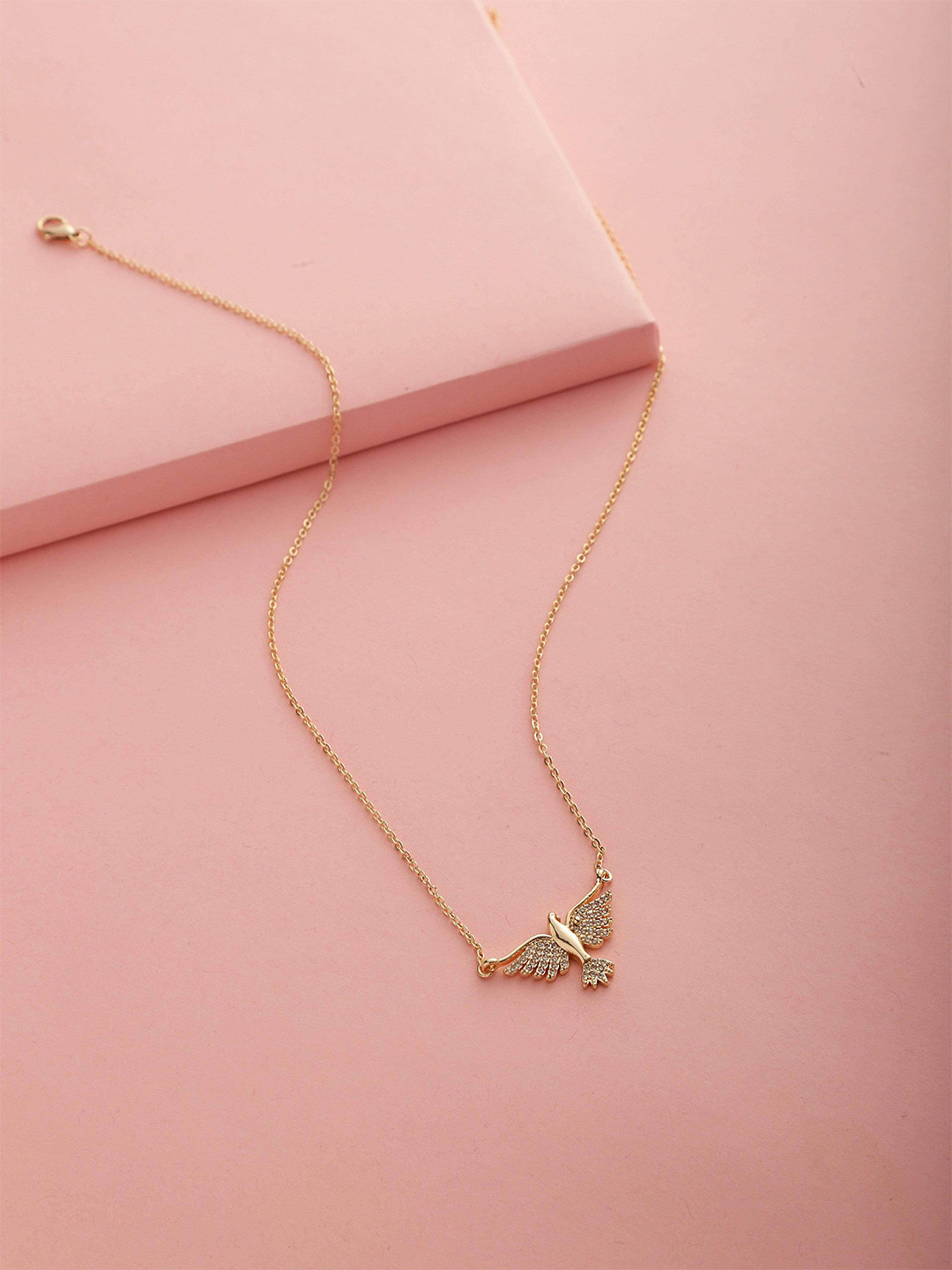 

Klissaa Gold-Plated White Brass Necklace