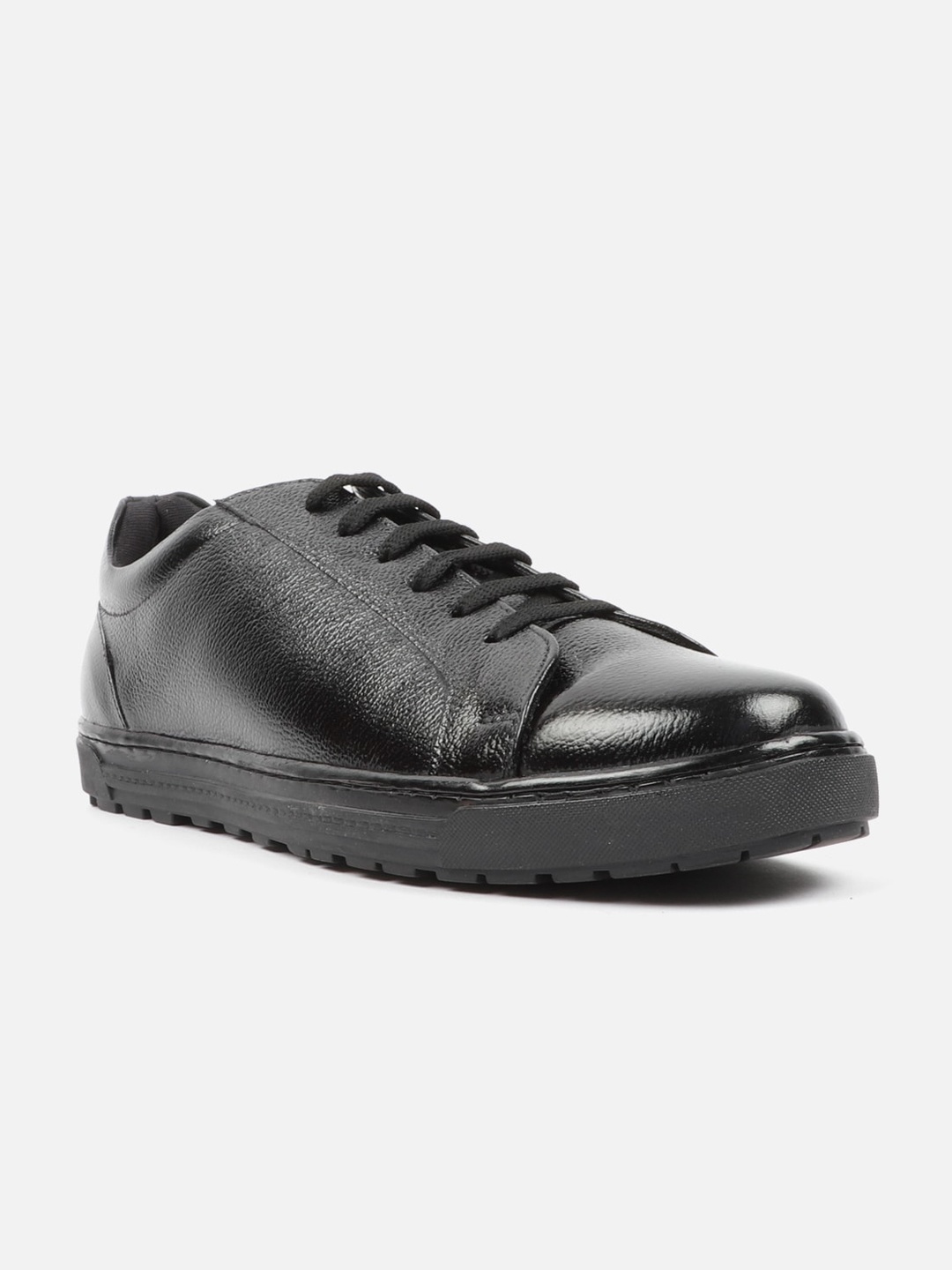 

Carlton London Men Black Lightweight Lace-Up Sneakers