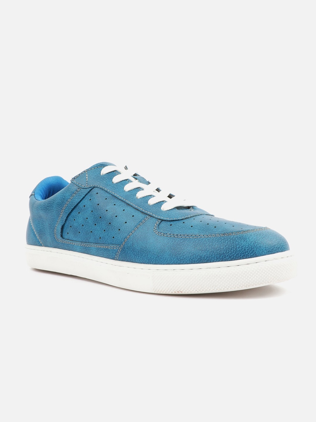 

Carlton London Men Blue Textured Lightweight Sneakers