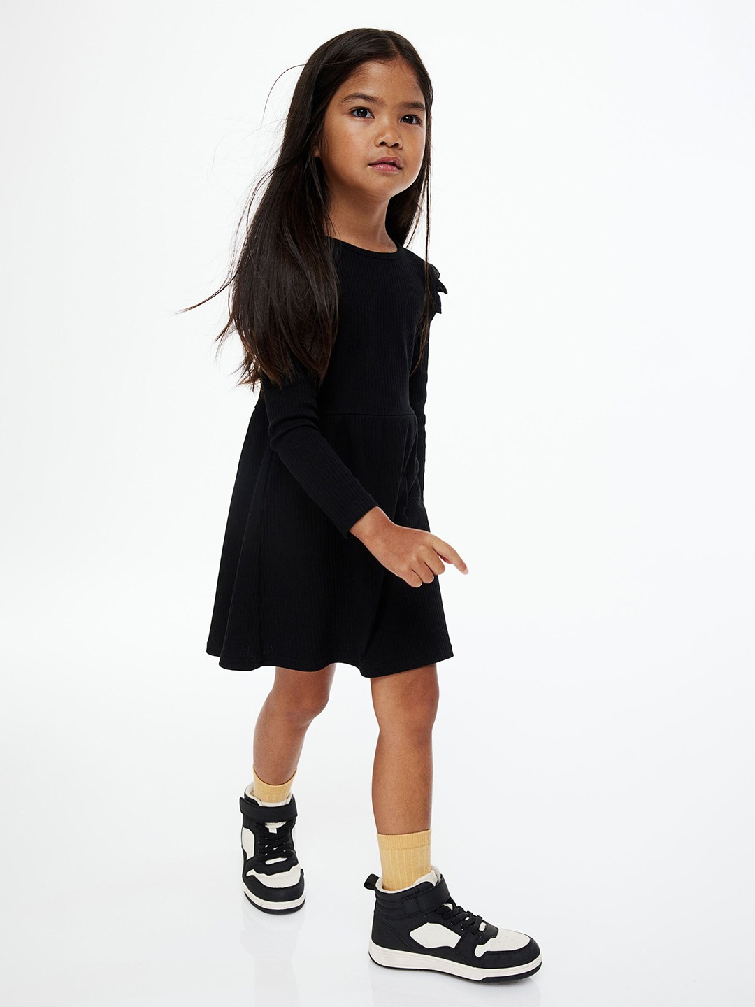 

H&M Girls Black Ribbed Jersey Dress